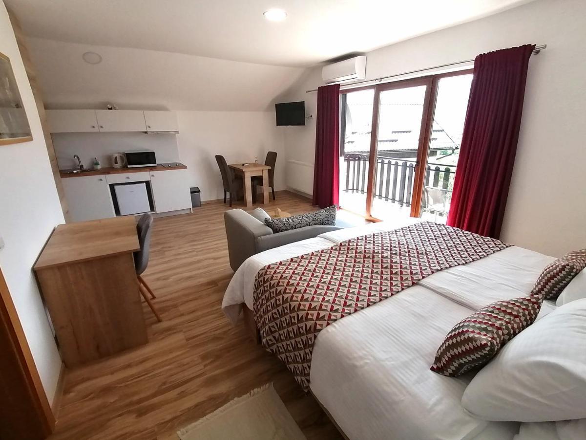 Farma & Apartmani II Opg Sasa Delic Grabusic Extérieur photo